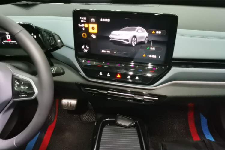 Used Volkswagen ID.4 X 2024 Pure & Smart Edition Audio And AC Panel