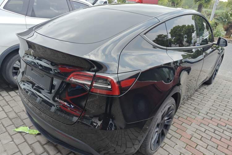 Used Tesla Model Y 2022 Rear-Wheel-Drive Version
