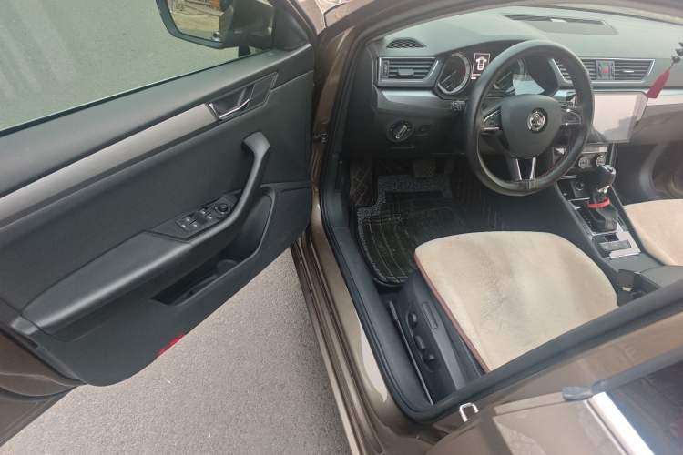 Used Skoda Superb 2018 TSI330 DSG Comfort Edition China V Standard