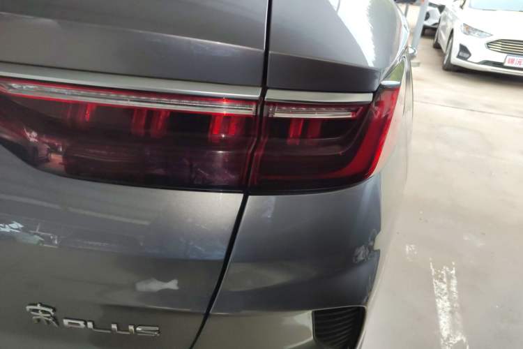 Used BYD Song Pro New Energy 2022 DM-i 110km Flagship Model Right Rear Taillight