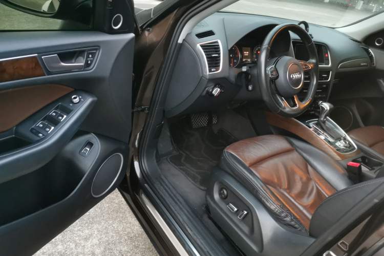 Used Audi Q5 2016 40 TFSI Comfort Model