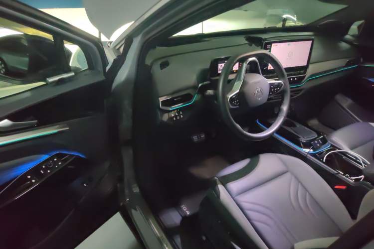 Used Volkswagen ID.4 CROZZ 2022 Long-Range Lite PRO Edition Driver Seat