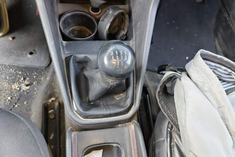 Used Volkswagen Jetta 2017 1.5L Manual Fashion Edition