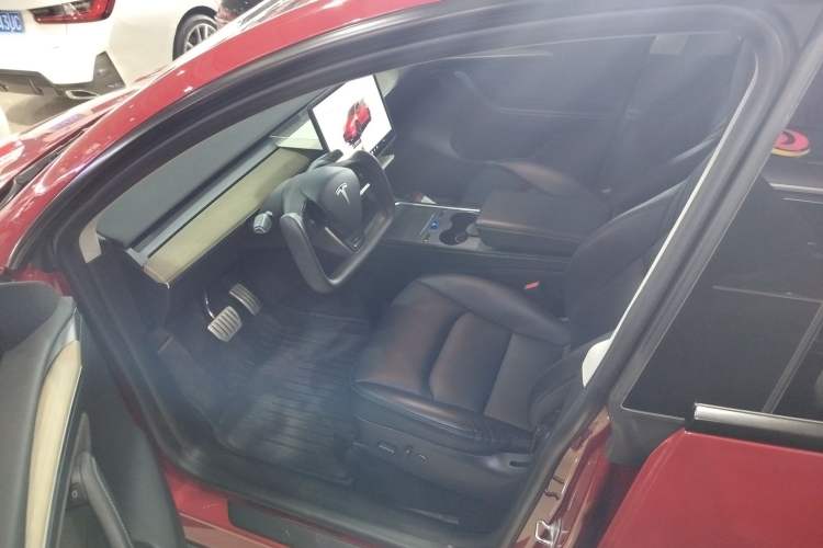 Used Tesla Model Y 2022 Performance High-Performance All-Wheel-Drive Version