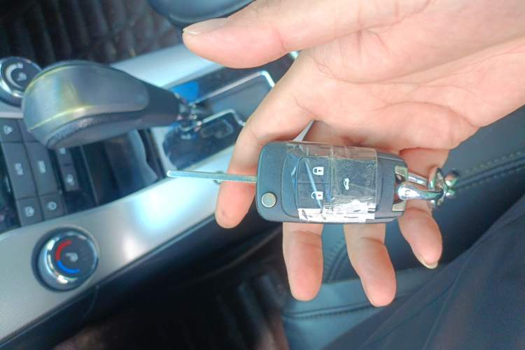 Used Chevrolet Cruze 2012 1.8L SX Automatic Transmission Vehicle Key