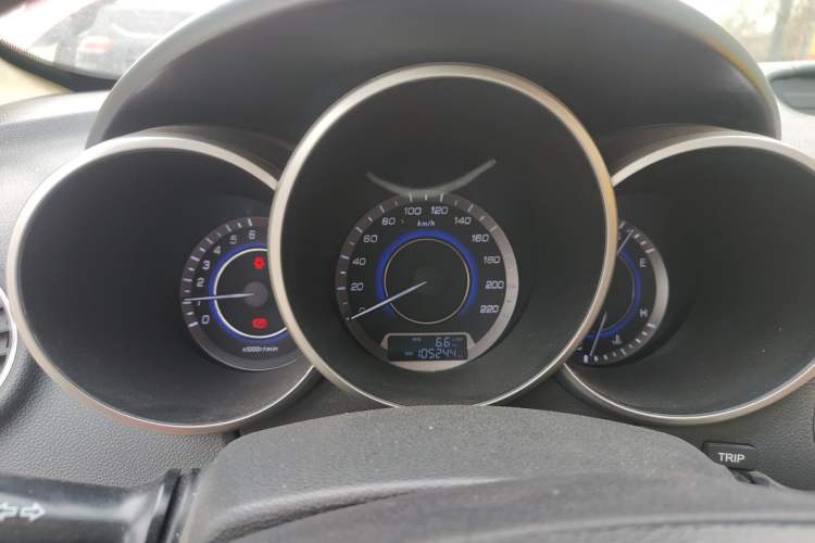 Used CHANGAN Eado 2015 1.6L Manual Luxury Model China V Standard Instrument Cluster