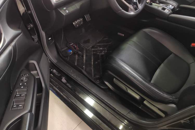 Used Honda Civic 2021 HATCHBACK 220TURBO CVT Trendy Cool Edition
