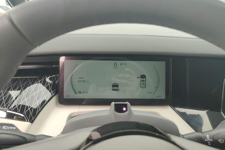 Used Zeekr 009 2022 WE Edition Instrument Cluster