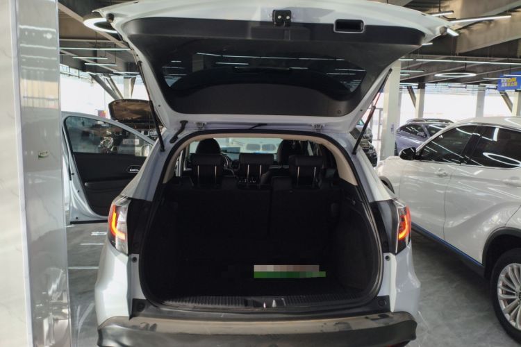 Used Everus VE-1 2022 TA Leading Edition
