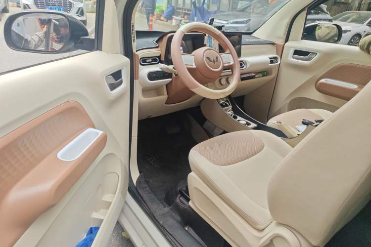 Used Wuling Hongguang MINIEV 2024 3rd Generation 215km Youth Edition
