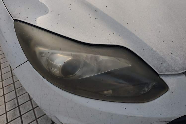 Used Ford Focus 2012 Sedan 1.6L Automatic Fashion Edition Right Front Headlight