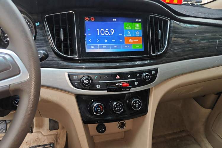 Used Baojun 730 2016 1.5L Manual Comfort Version 7 Seats China V Emission Standard
