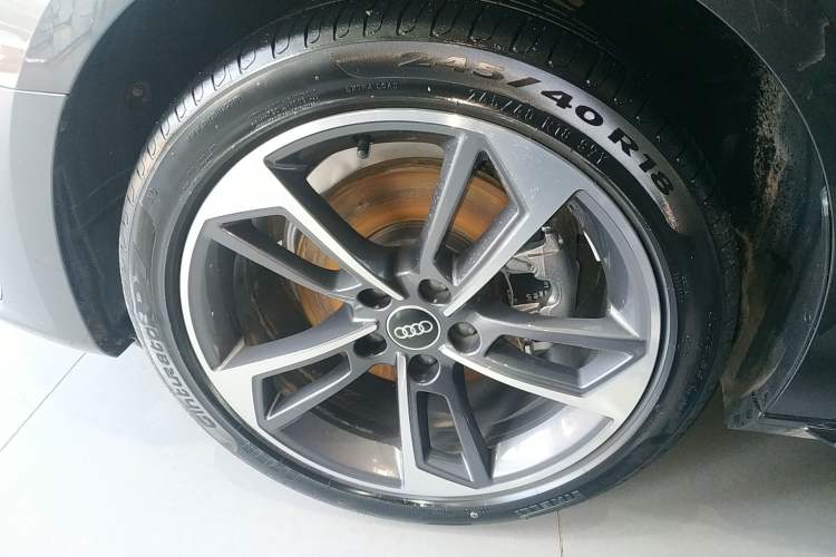 Used Audi A4L 2024 40 TFSI Fashion Dynamic Model
