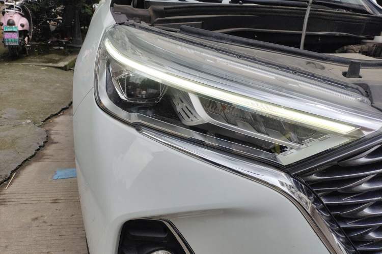 Used Haval M6 2021 PLUS 1.5T DCT Luxury Smart Connectivity Model