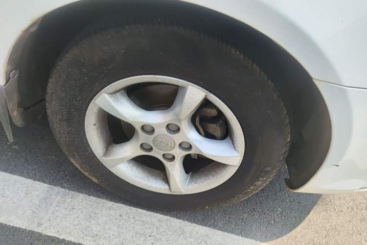 Used Geely Auto Emgrand 2014 Sedan 1.5L Manual Fashion Edition