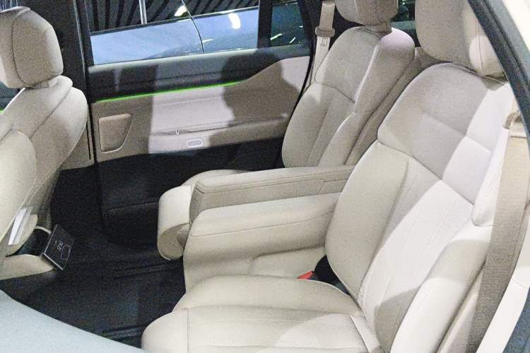 Used Nio ES8 2023 75 kWh