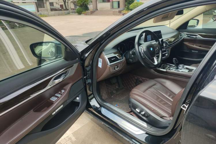 Used BMW 7 Series 2017 730Li Leading Model