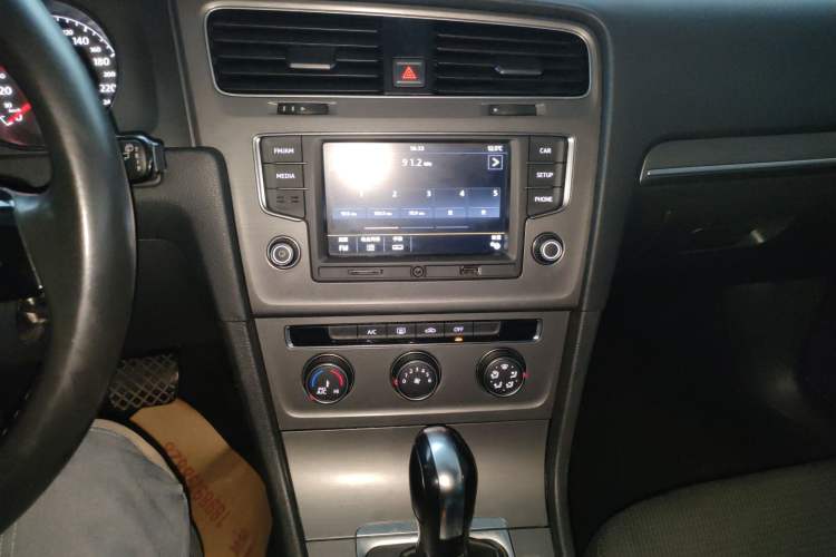 Used Volkswagen Golf 2016 1.6L Automatic Comfort Model
