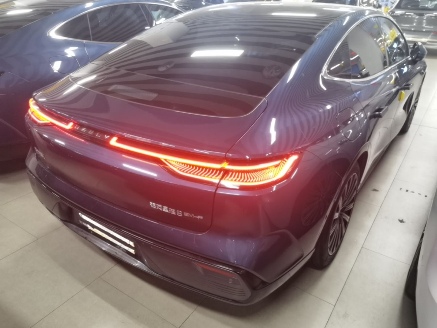 Geely Galaxy 8 2025 130km EM-P Starship Edition — снимка 6