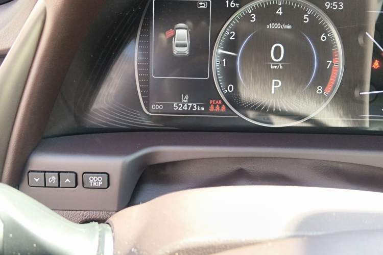 Used Lexus ES 2020 200 Excellence Edition Odometer Close Up