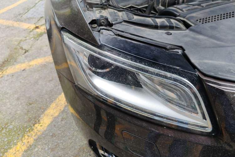 Used Audi Q5 2013 40 TFSI Technology Edition Right Front Headlight