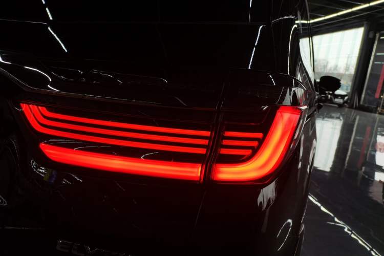 Used Honda Elysion 2022 2.0L eHEV Luxury Edition