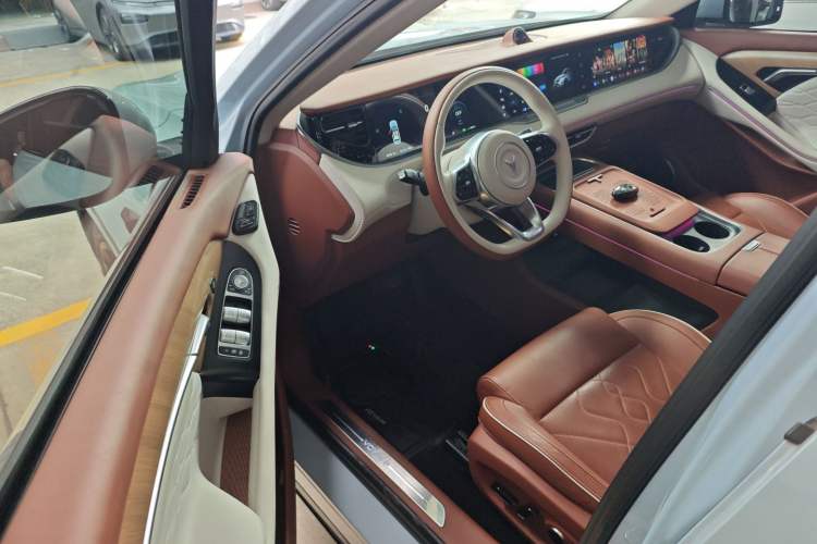 Used VOYAH FREE 2024 Ultra-Long Range Intelligent Driving Version Driver Seat