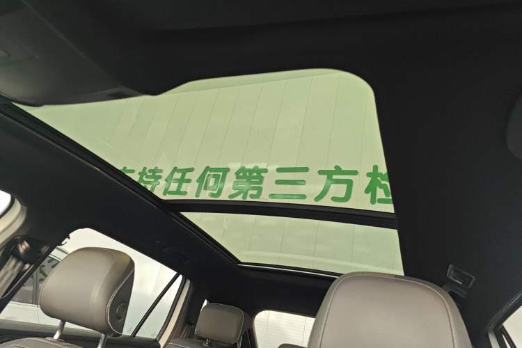 Used Volkswagen Tayron 2020 380TSI All-Wheel Drive R-Line Connected Version Headliner