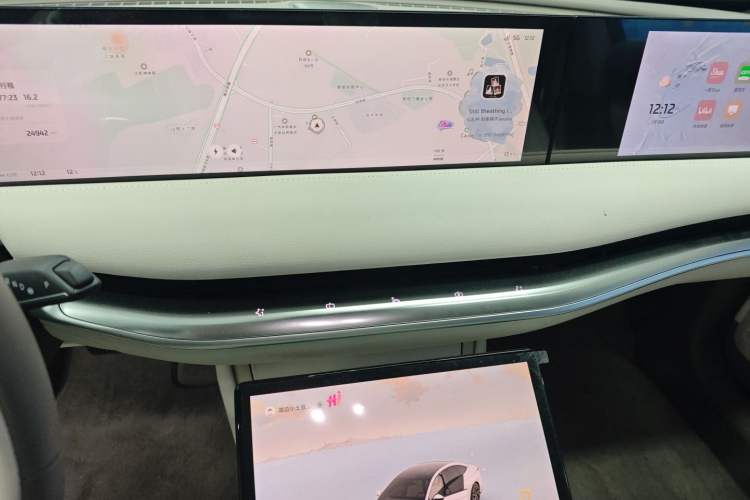 Used IM L7 2022 Dynamic Model Audio And AC Panel