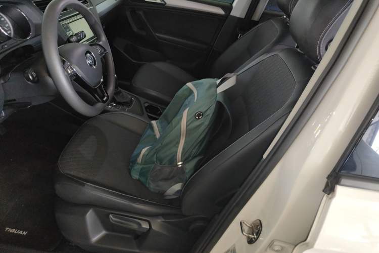 Used Volkswagen Tiguan L 2019 330TSI Automatic Two-Wheel Drive Luxury Edition China VI Standard