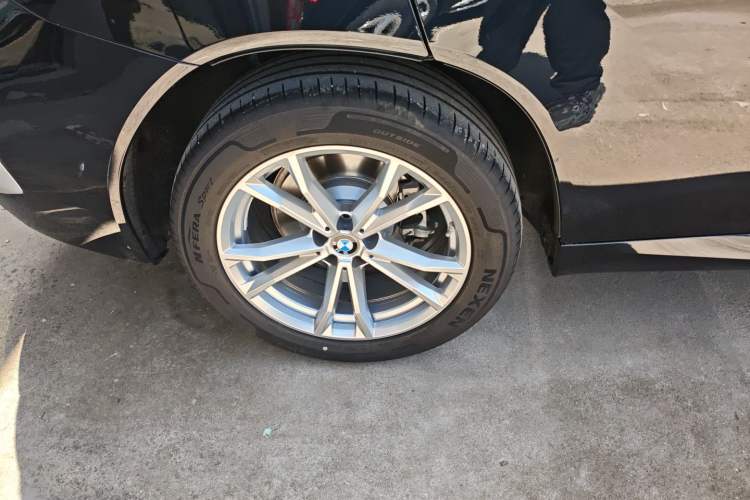 Used BMW X3 2025 Model, Facelifted xDrive25L Luxury Package