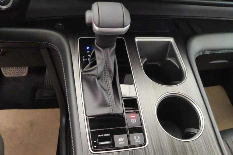 Used Toyota Sienna 2026 Model 2.5L Dual-Engine Four-Wheel-Drive Prestige Edition
