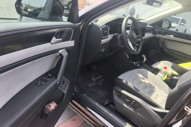 Used Volkswagen Tayron 2024 330TSI Two-Wheel Drive Luxury Plus Advanced Version Driver Seat