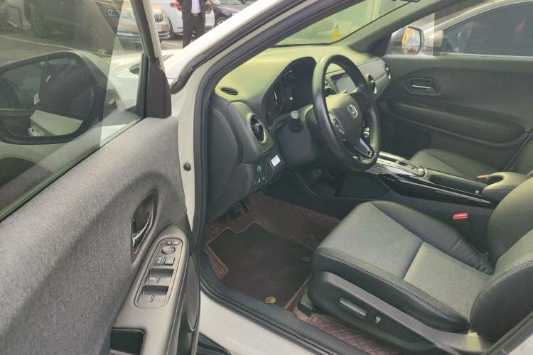 Used Honda XR-V 2021 1.5L CVT Comfort Version Driver Seat