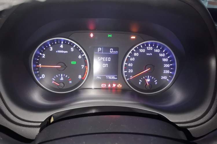 Used Hyundai Celesta 2018 1.6L Automatic GL Enjoyment Version China V Standard