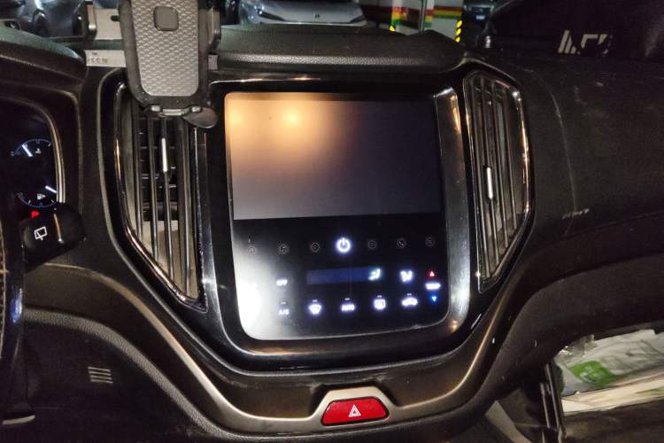 Used CHANGAN OSHAN CX70 2017 CX70T 1.5T Automatic Zunqing Edition
