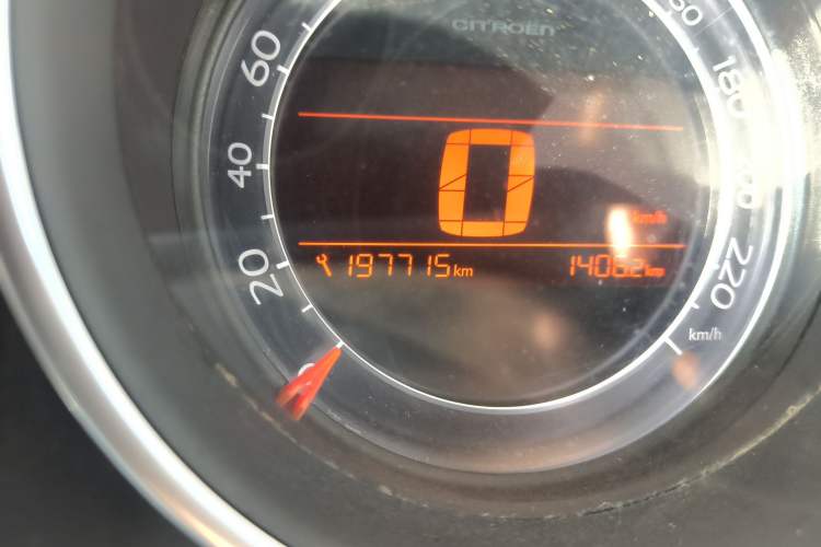 Used Citroen C4L 2013 1.6 THP Automatic Impression Edition Odometer Close Up