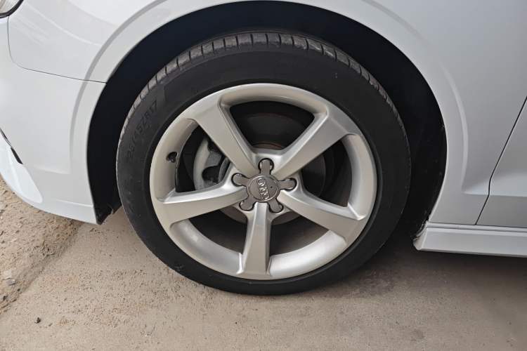 Used Audi A3 2017 Limousine 35 TFSI Fashion Model
