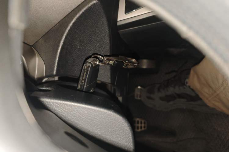 Used Haima M3 2016 1.5L Manual Comfort Model with Sunroof