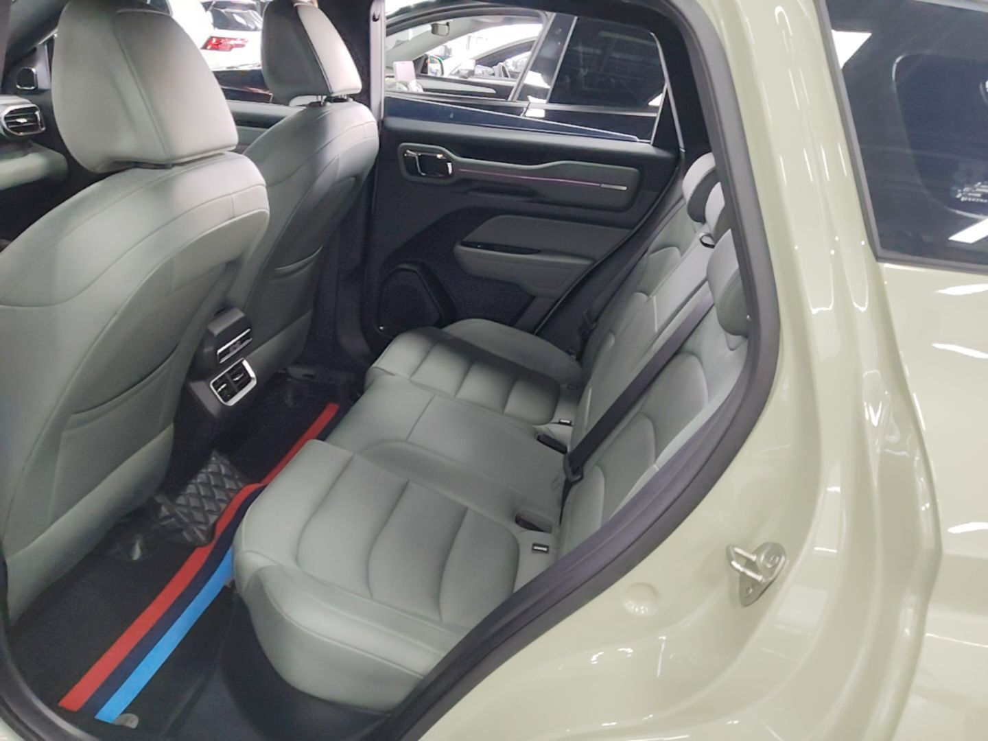 Geely Auto Cowboy 2025 1.5TD Fun-Offroad Version — снимка 20