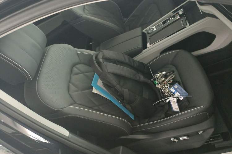 Used Volkswagen Teramont 2024 380TSI Four-Wheel Drive Longxiang Edition
