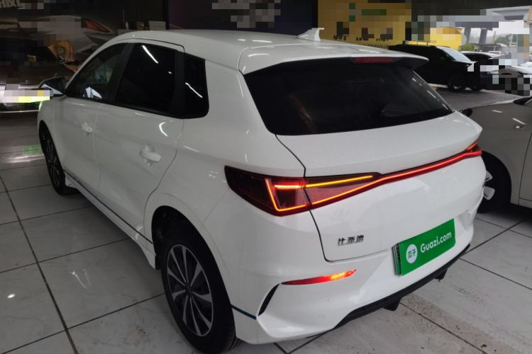 Used BYD e2 2019 Standard Range Version – Yue·Standard Model
