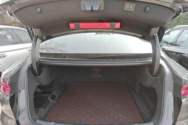 Used BYD Han 2023 DM-i Champion Edition 121KM Prestige Model