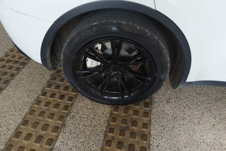 Used Tesla Model Y 2021 Standard Range Rear-Wheel Drive Version
