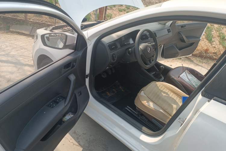 Used Volkswagen Santana 2019 1.5L Manual Fashion Edition China VI Standard Driver Seat