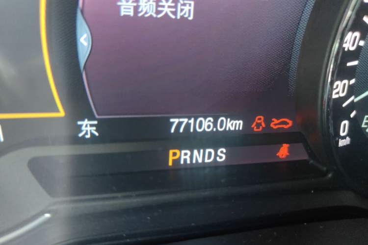 Used Lincoln MKC 2017 2.0T Two-Wheel Drive Deluxe Edition