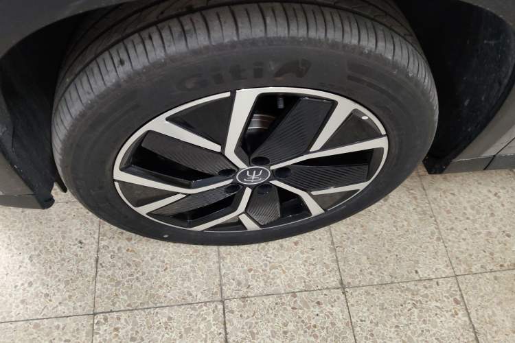 Used BYD Song L DM-i 2025 Intelligent Driving Version 160 km Beyond-Range Type