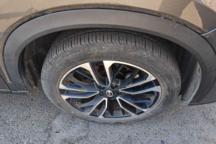 Used GAC Trumpchi GS4 PLUS 2022 390T Automatic Galaxy Edition Right Front Wheel Hub