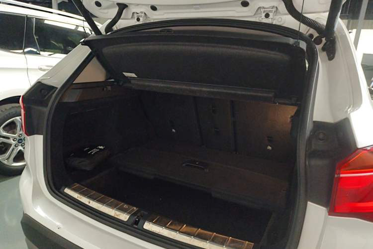 Used BMW X1 2018 sDrive20Li Leading Model