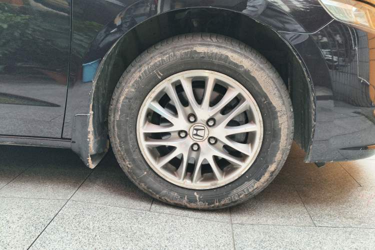 Used Honda Odyssey 2011 Jingxiu 2.4L Comfort Version Right Front Wheel Hub